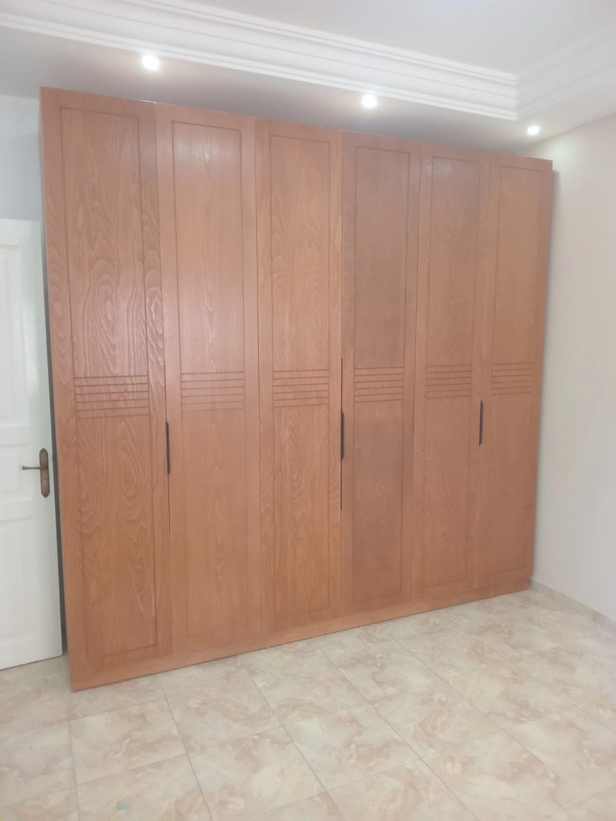 Réalisation dressing sur mesure par Walid SIFFI — Socofeb Décor